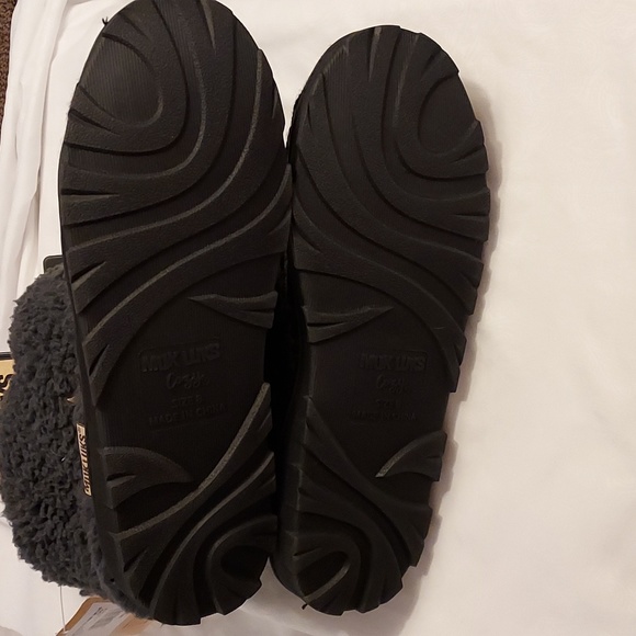 Muk Luks women's slippers size 8 shoes - Picture 3 of 3